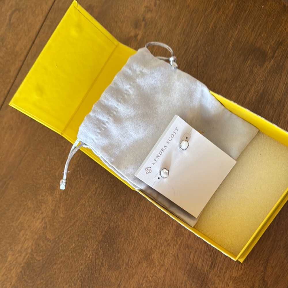 Kendra Scott Silver Earrings